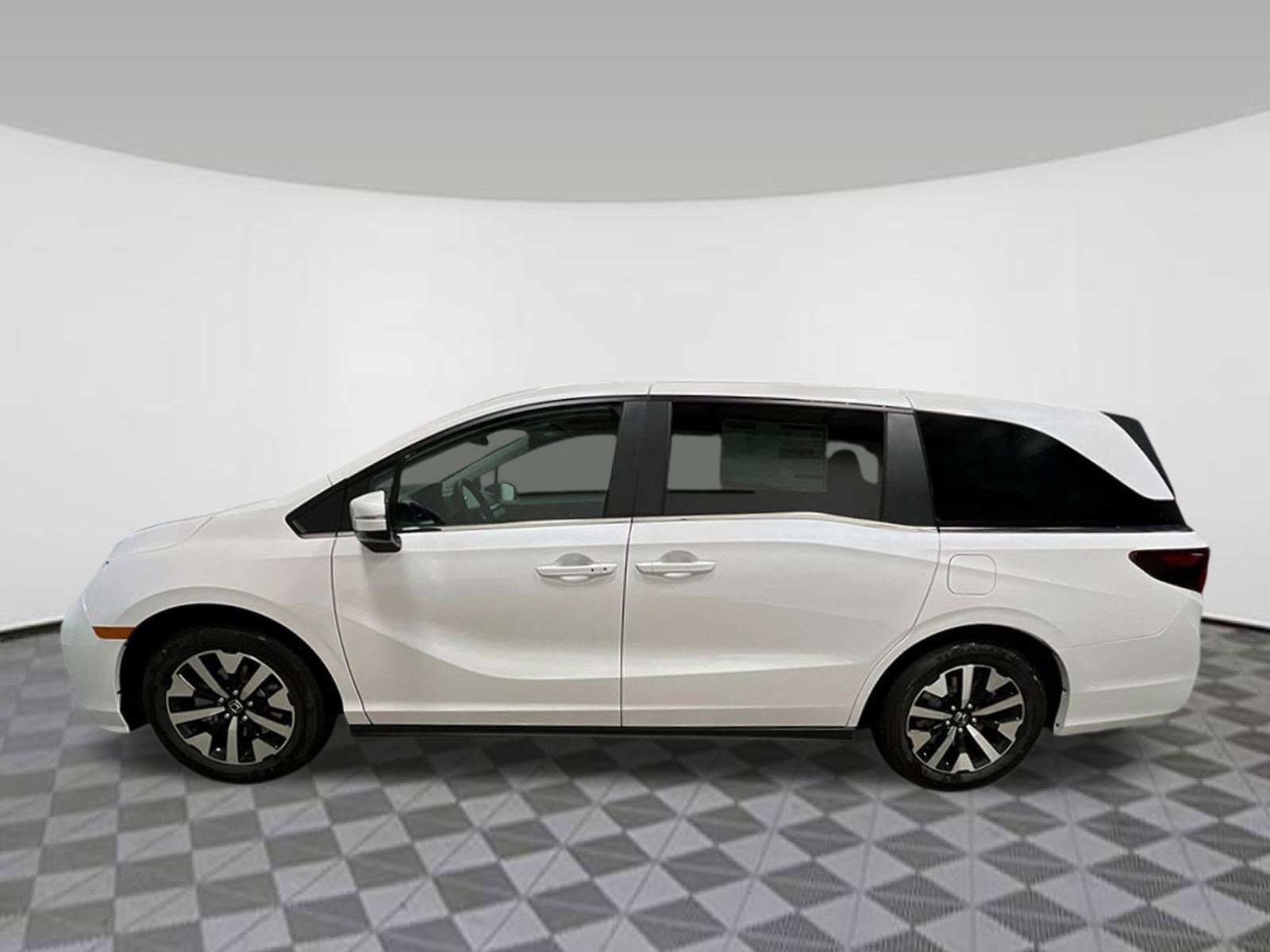 New 2026 Honda Odyssey EX-L image 2