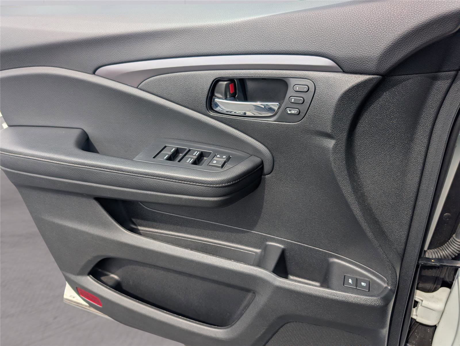 Used 2022 Honda Pilot Special Edition image 16