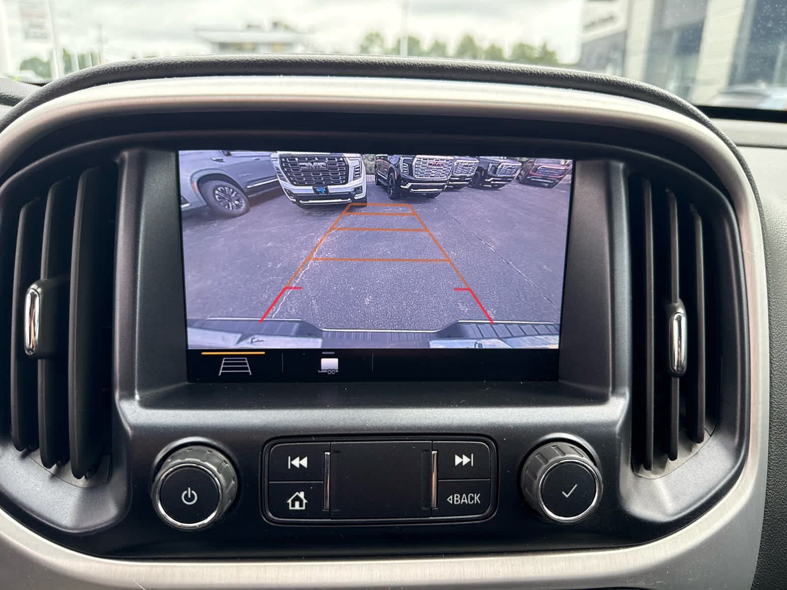 Used 2020 GMC Canyon SLE w/ SLE Convenience Package AWD/4WD image 17