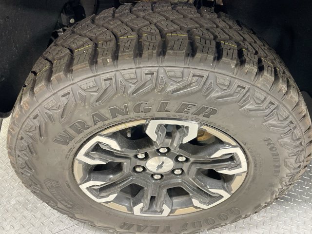 Certified 2024 Chevrolet Silverado 1500 ZR2 AWD/4WD image 10