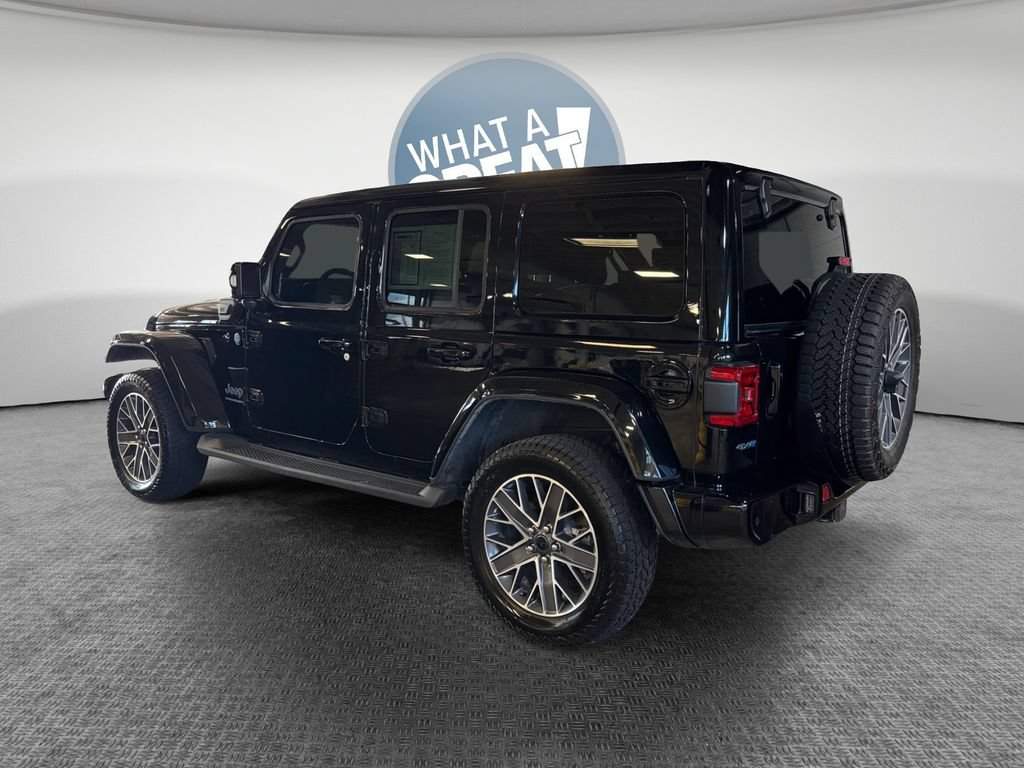 Used 2024 Jeep Wrangler High Altitude AWD/4WD image 6