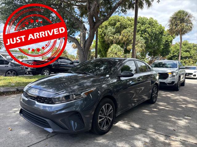 Used 2023 Kia Forte LXS FWD image 1