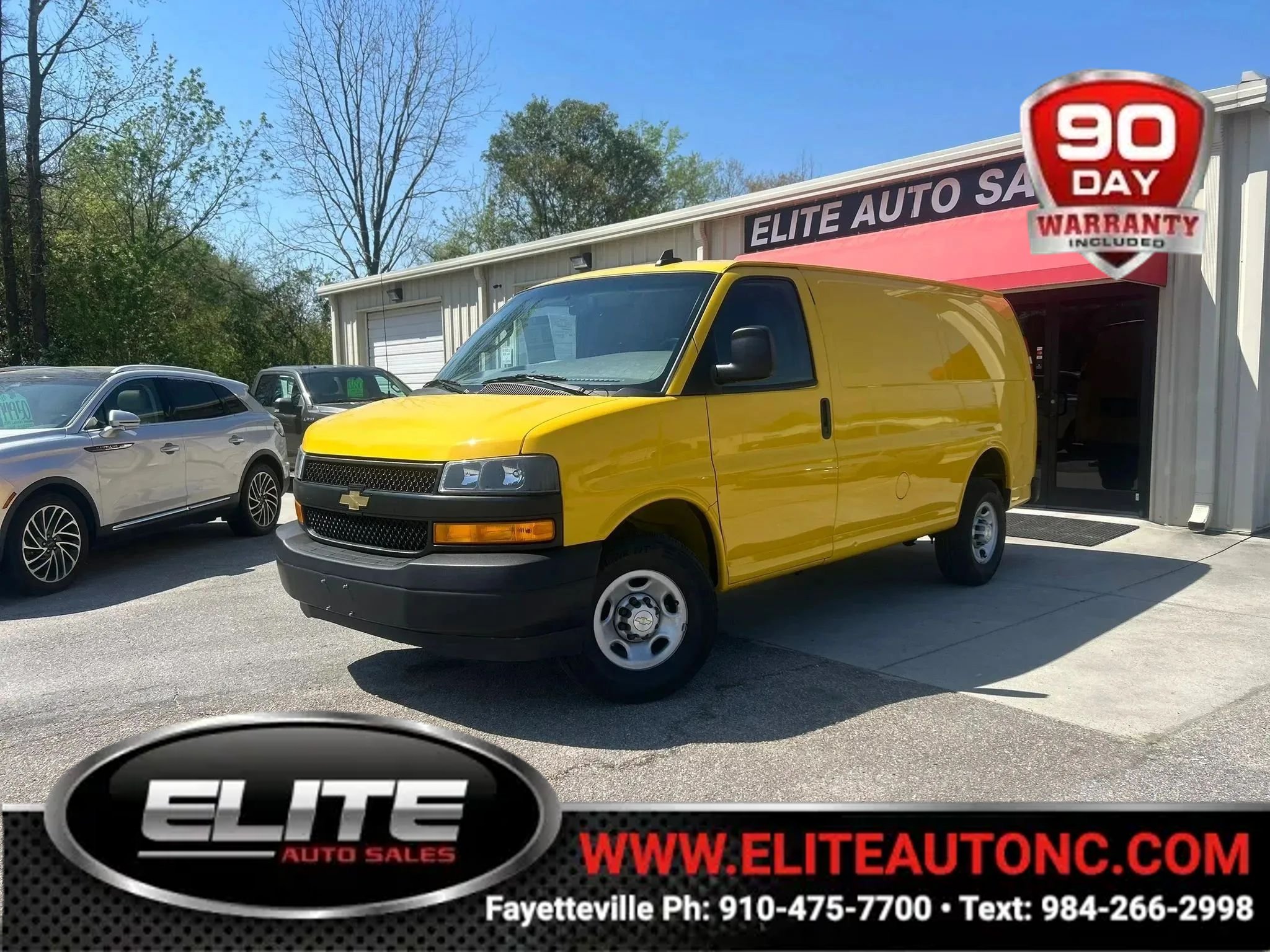 Used 2023 Chevrolet Express 2500 RWD image 1