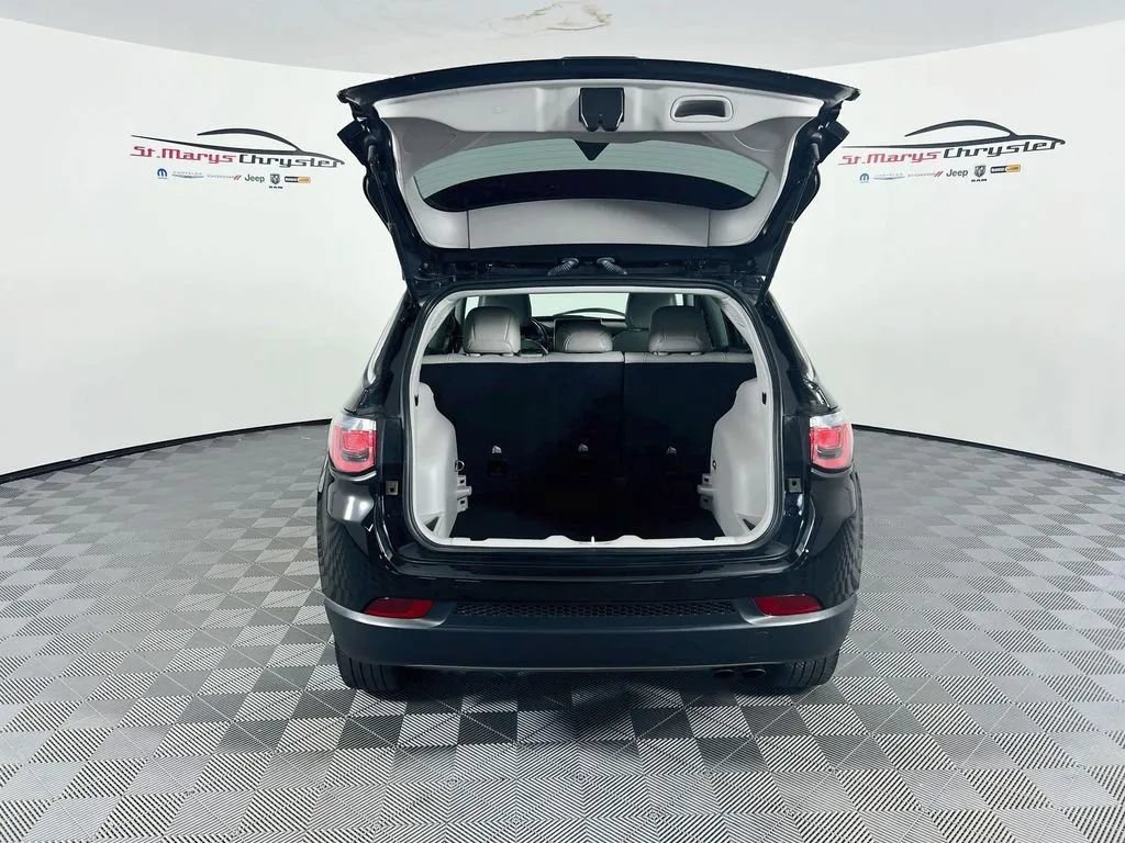 Used 2022 Jeep Compass Limited AWD/4WD image 25