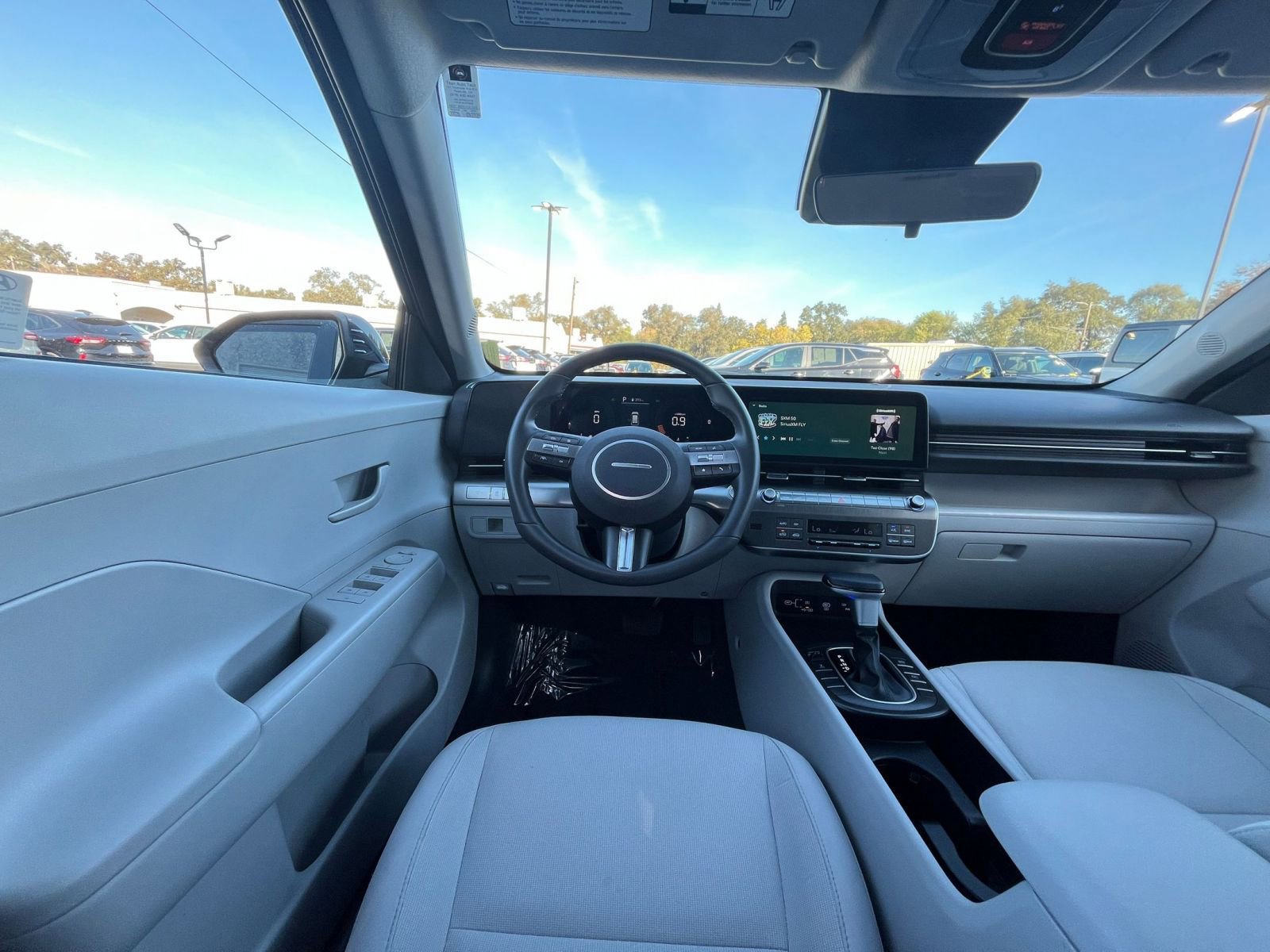 Used 2025 Hyundai Kona SEL image 34