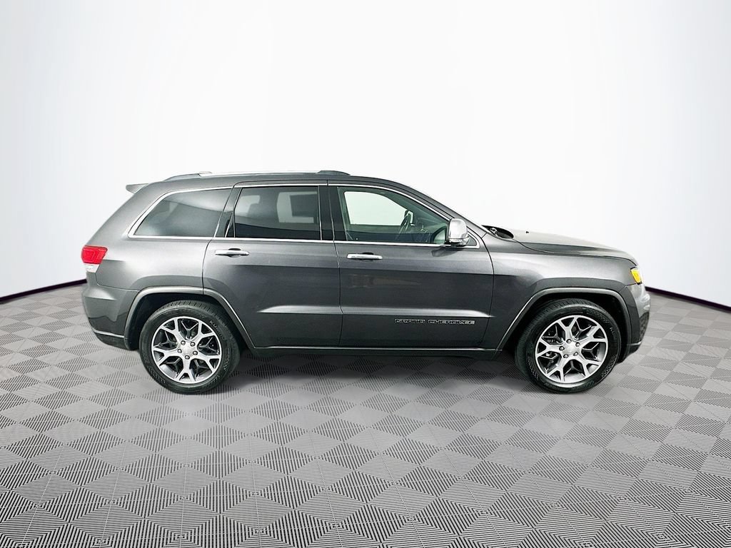 Certified 2019 Jeep Grand Cherokee Overland AWD/4WD image 11