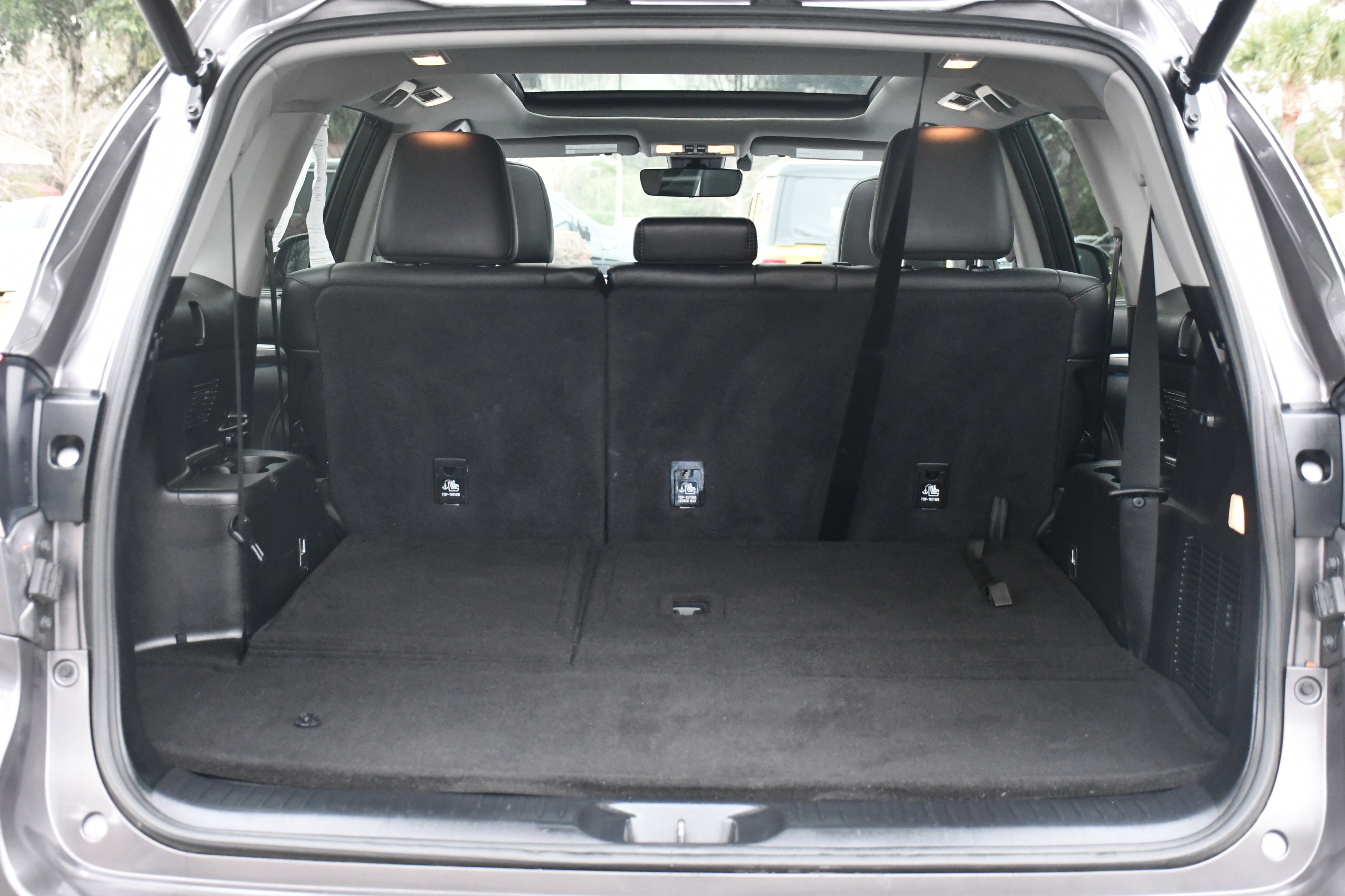 Used 2017 Toyota Highlander Limited Platinum image 19