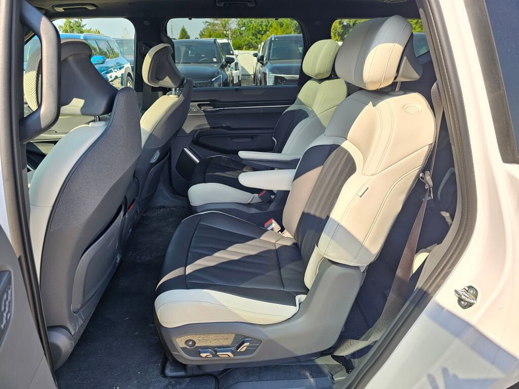 New 2026 Kia EV9 GT-Line image 23