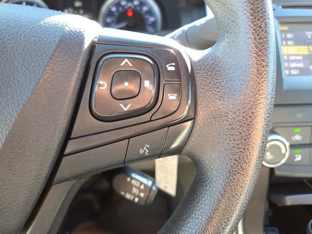 Used 2017 Toyota Camry LE FWD image 30