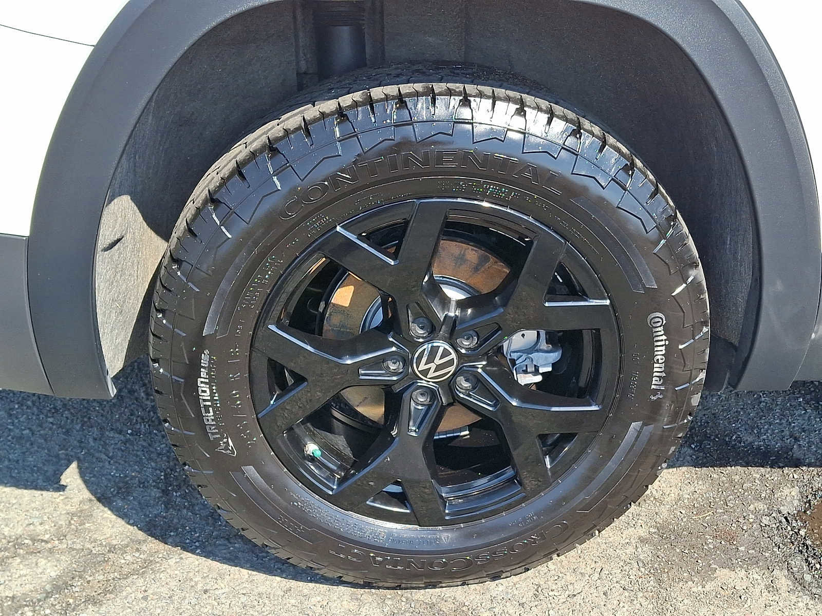 Used 2025 Volkswagen Atlas Peak Edition SE AWD/4WD image 7