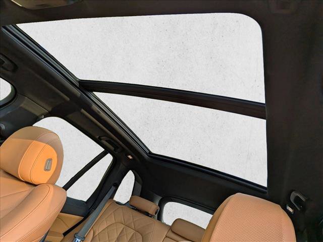 Used 2024 BMW X5 sDrive40i w/ M Sport Package image 14