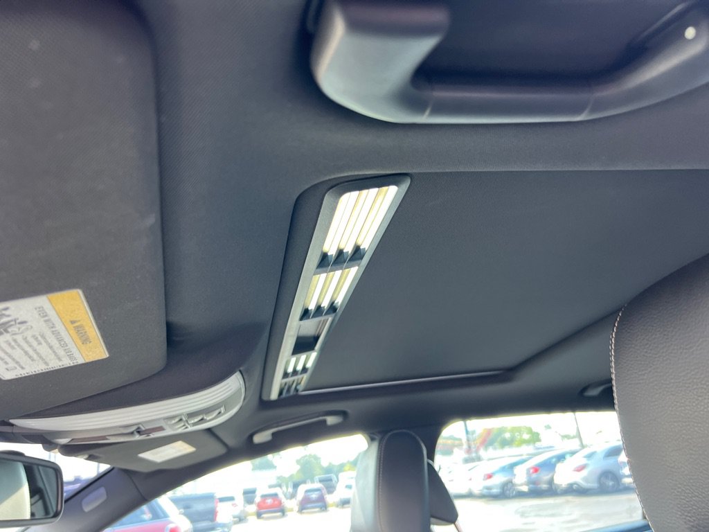 Used 2014 Mercedes-Benz E 350 Sedan image 36