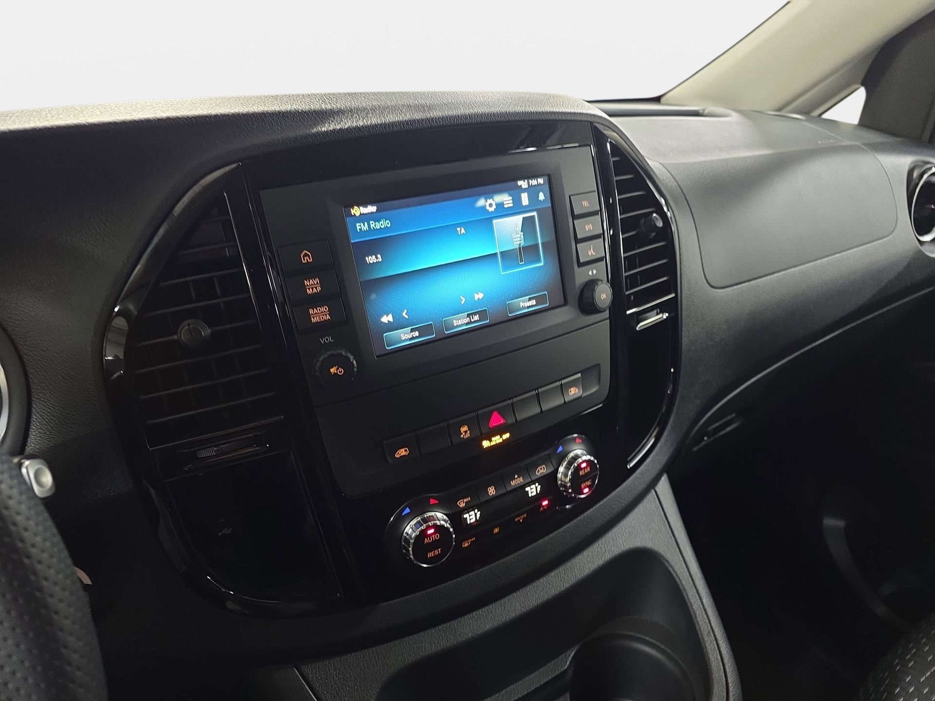 Used 2023 Mercedes-Benz Metris Passenger image 20
