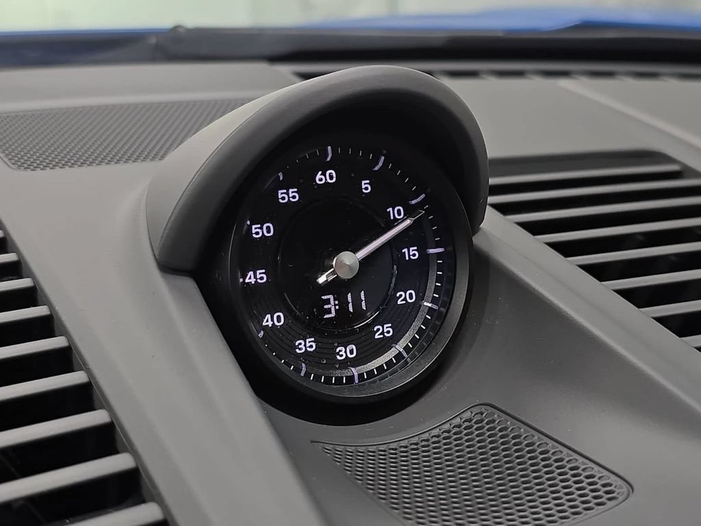 Certified 2025 Porsche 911 Carrera RWD image 21