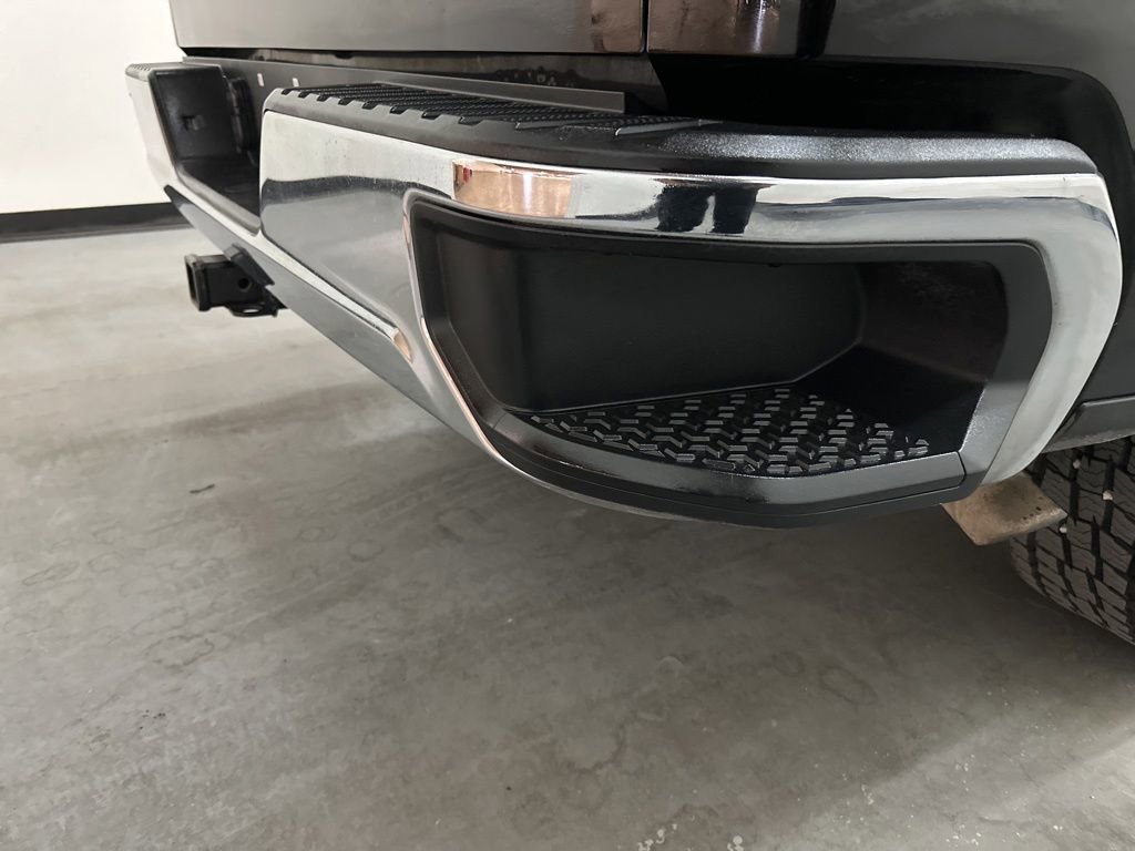 Used 2019 Chevrolet Silverado 1500 LT w/ Texas Edition RWD image 11