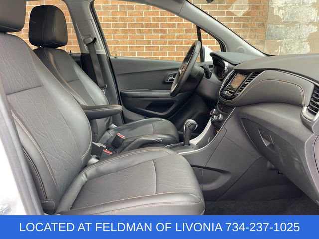 Certified 2022 Chevrolet Trax LT w/ LT Convenience Package image 26