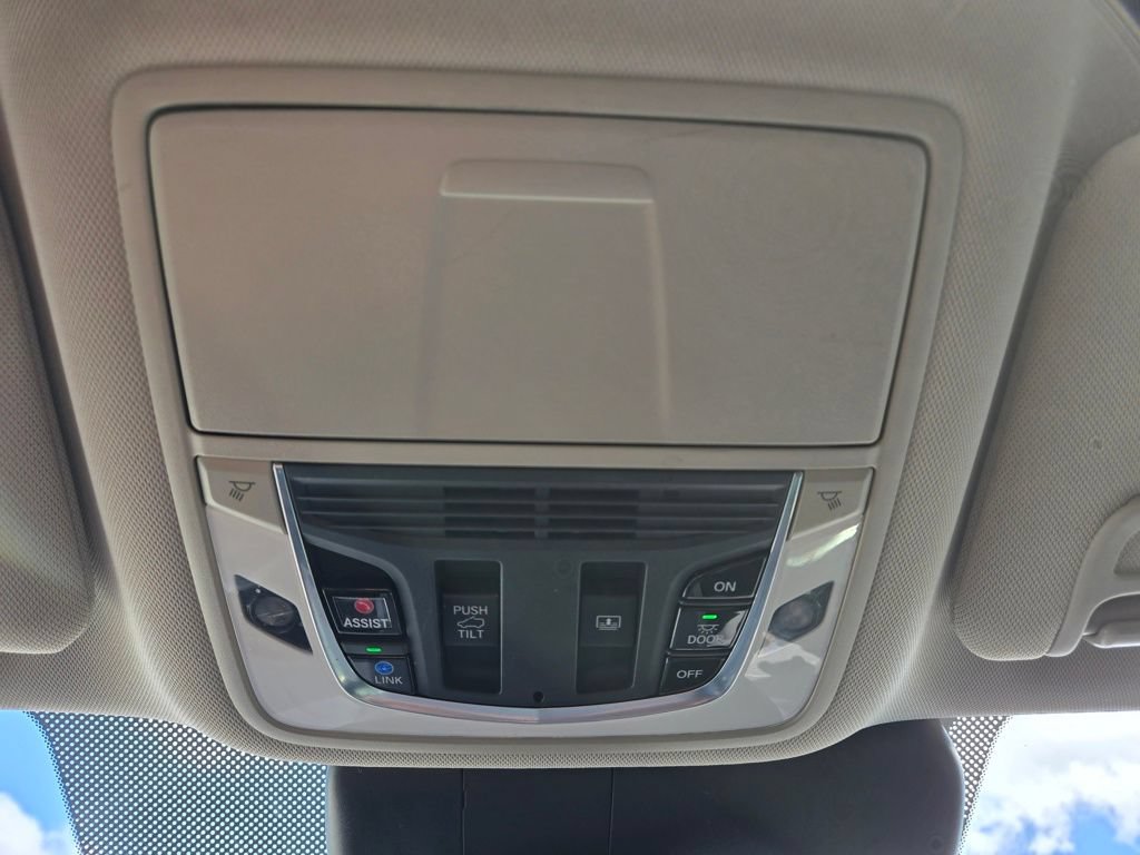 Used 2021 Acura RDX w/ Technology Package FWD image 40