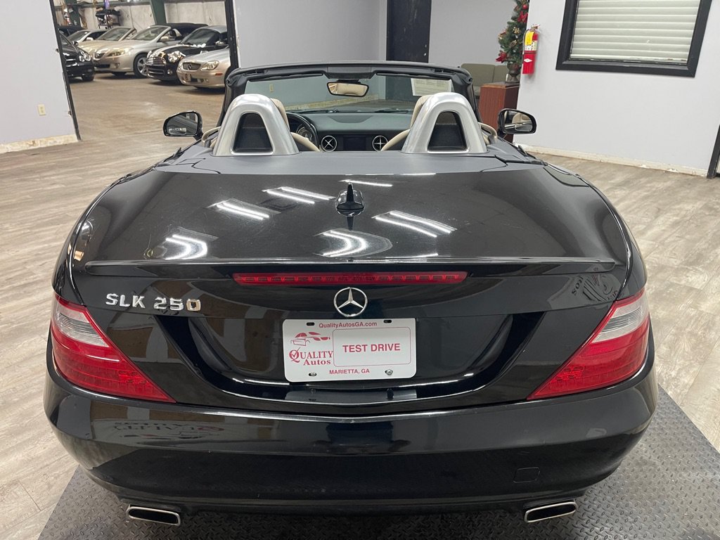 Used 2013 Mercedes-Benz SLK 250 image 11