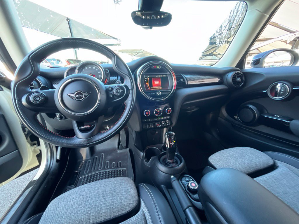 Used 2020 MINI Cooper S w/ Signature Upholstery Package FWD image 16