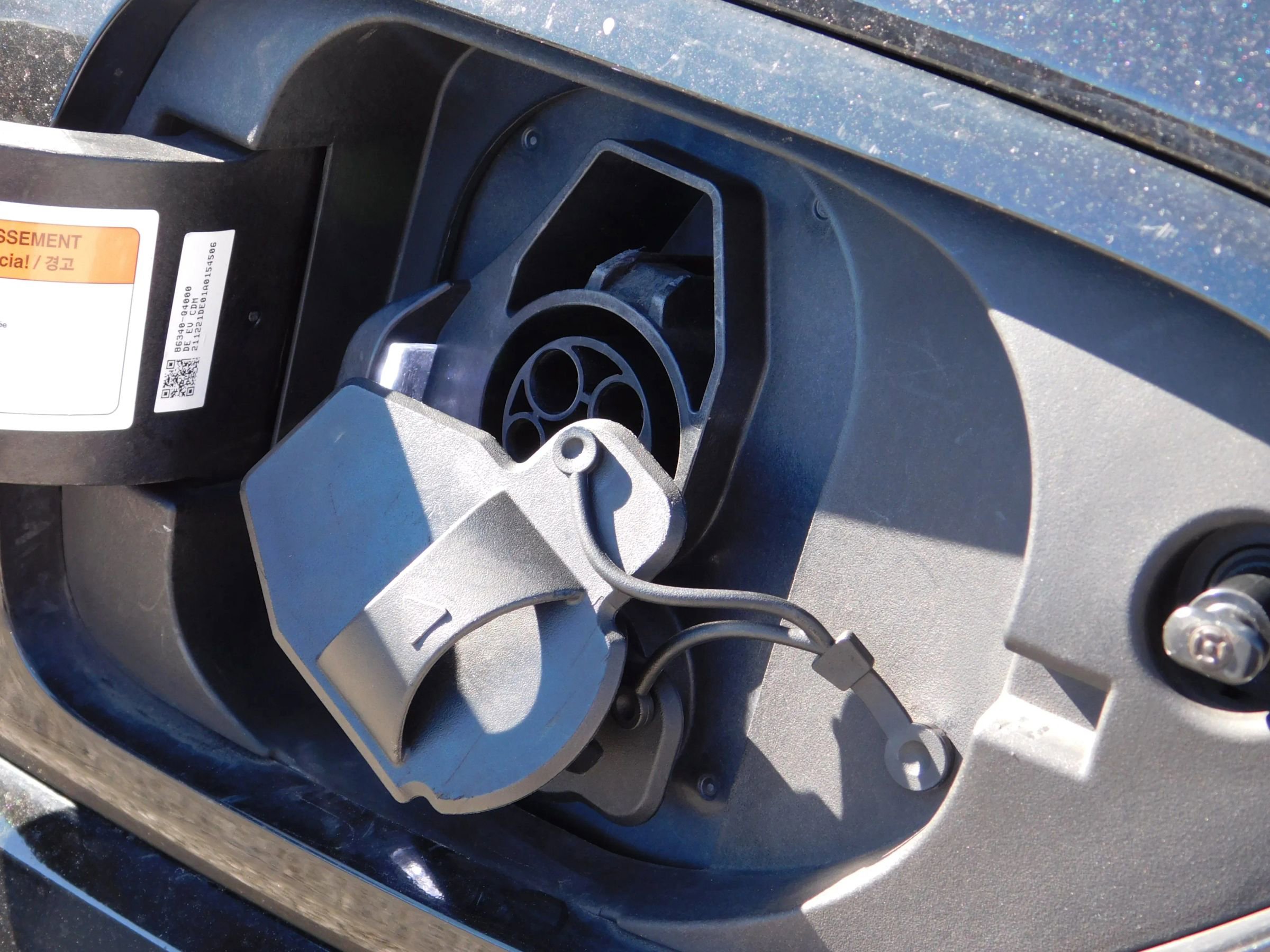 Used 2022 Kia Niro EX w/ Cold Weather Package image 5