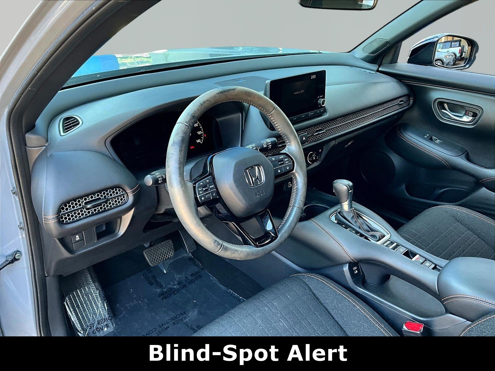 Used 2024 Honda HR-V Sport image 16