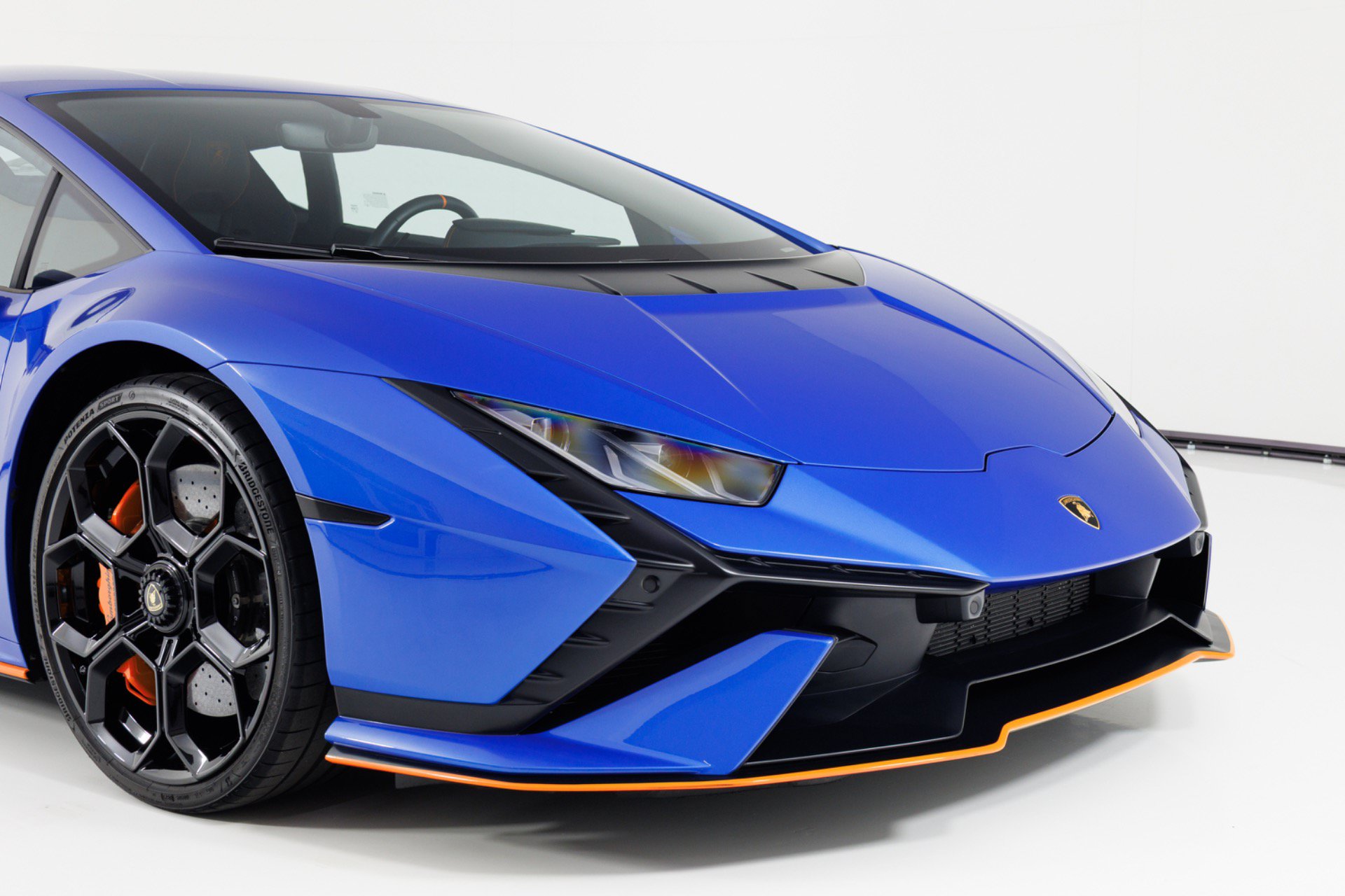 Used 2023 Lamborghini Huracan Tecnica RWD image 57