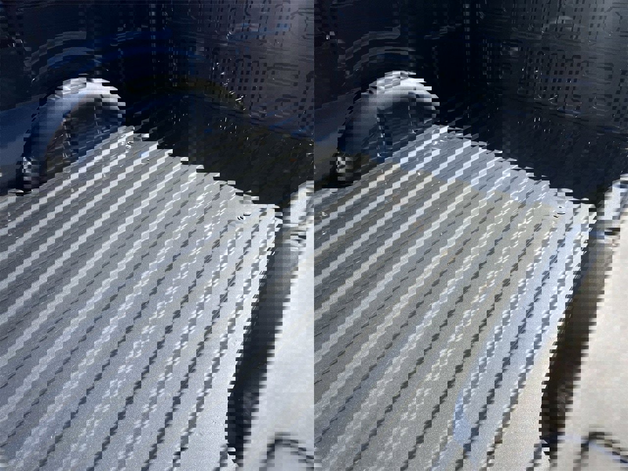 New 2025 Ford F150 Lariat w/ Equipment Group 501A Mid image 27