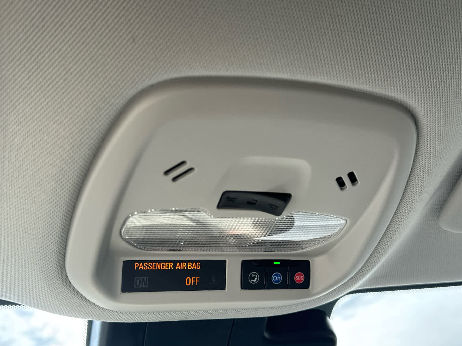 Certified 2025 Chevrolet Trax LT w/ LT Convenience Package image 19