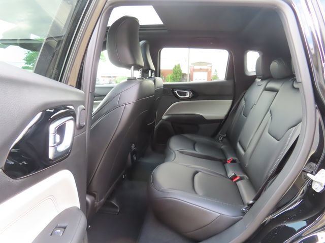 Used 2026 Jeep Compass Limited w/ Sun, Sound & Navigation Group AWD/4WD image 22