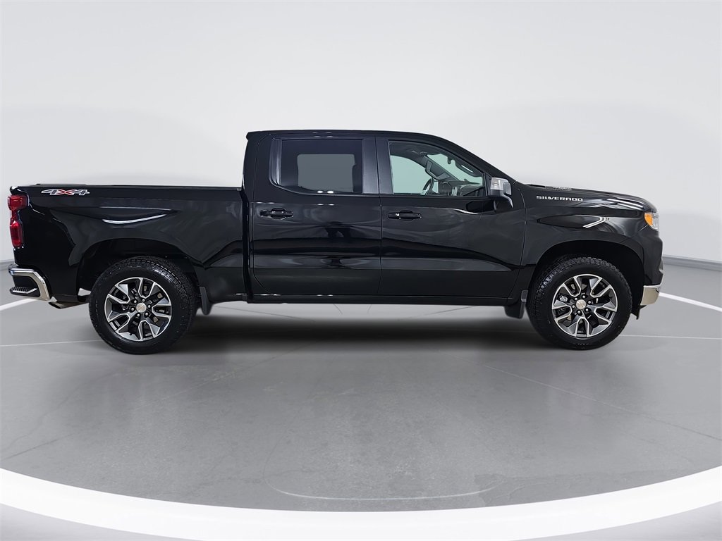 Certified 2025 Chevrolet Silverado 1500 LT image 2