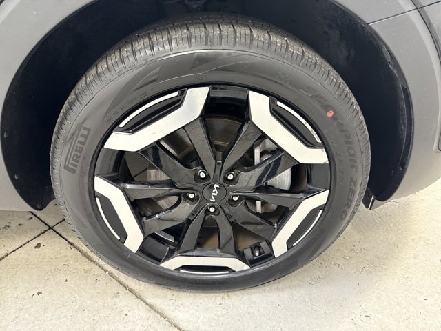 Certified 2025 Kia Telluride S image 23