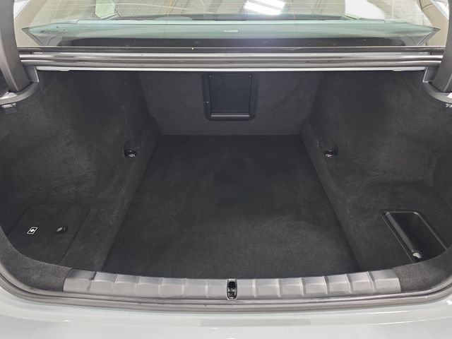 Certified 2025 BMW 740i xDrive AWD/4WD image 30