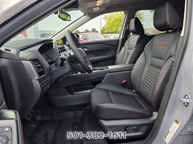 Used 2026 Nissan Rogue SV w/ Rock Creek Premium Package AWD/4WD image 9