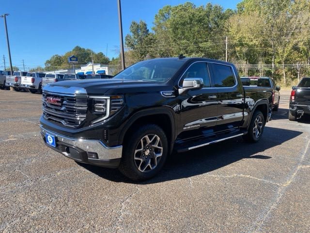 New 2026 GMC Sierra 1500 SLT image 3