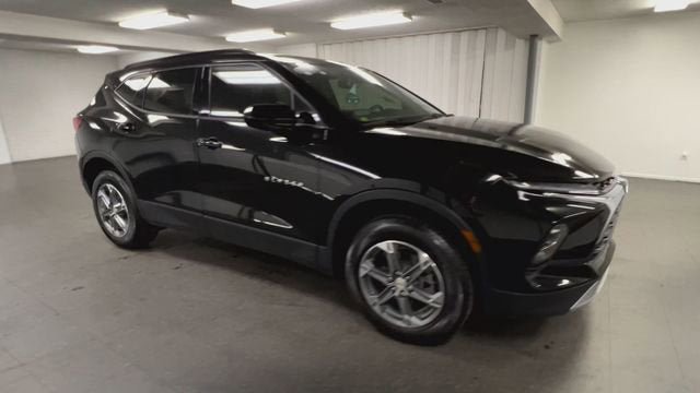 Certified 2024 Chevrolet Blazer LT w/ Convenience Package image 2