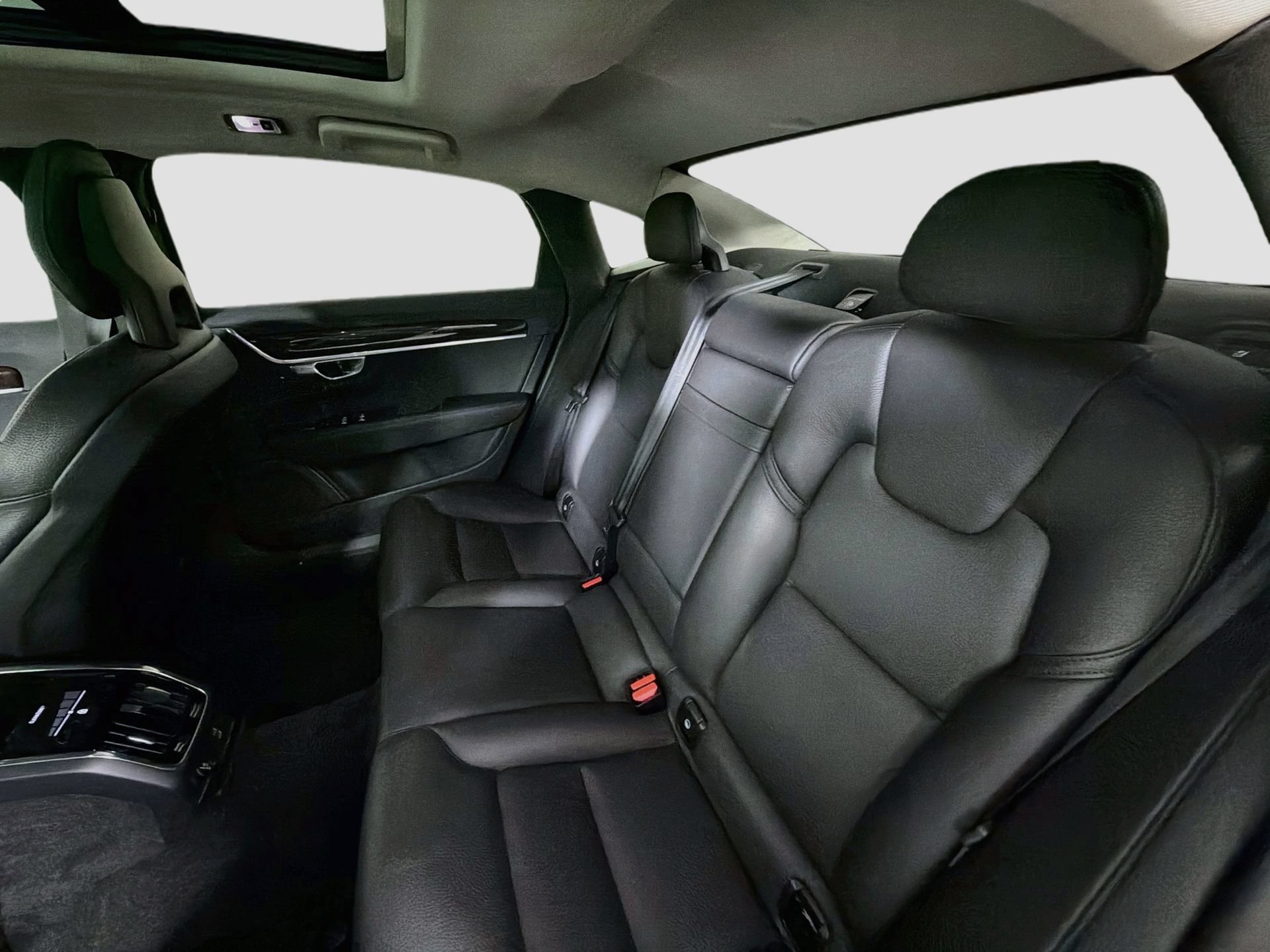 Used 2018 Volvo S90 T5 Momentum w/ Convenience Package FWD image 25