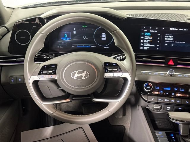 Used 2024 Hyundai Elantra SEL w/ Convenience Package FWD image 21