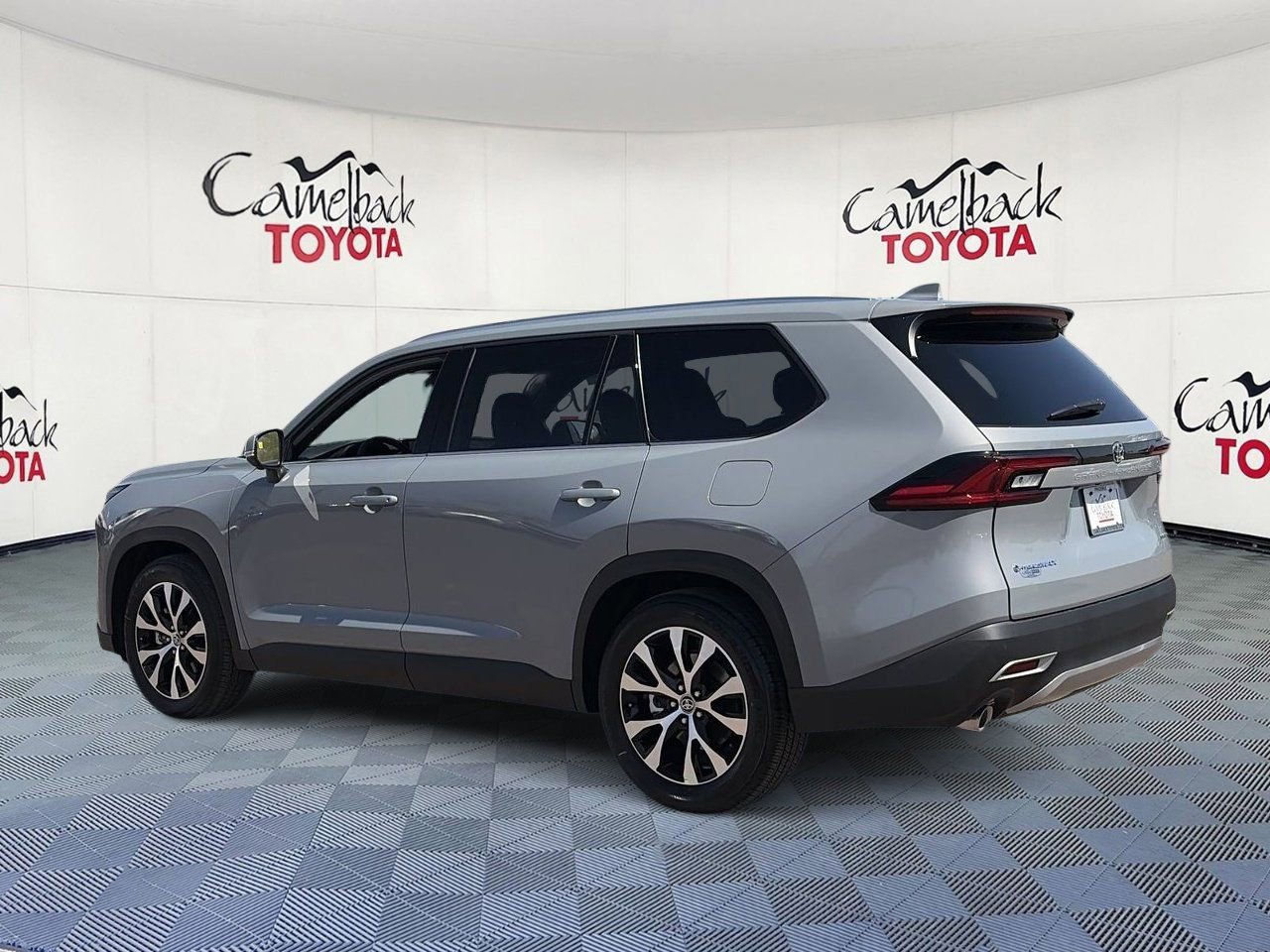 New 2026 Toyota Grand Highlander AWD Hybrid image 6