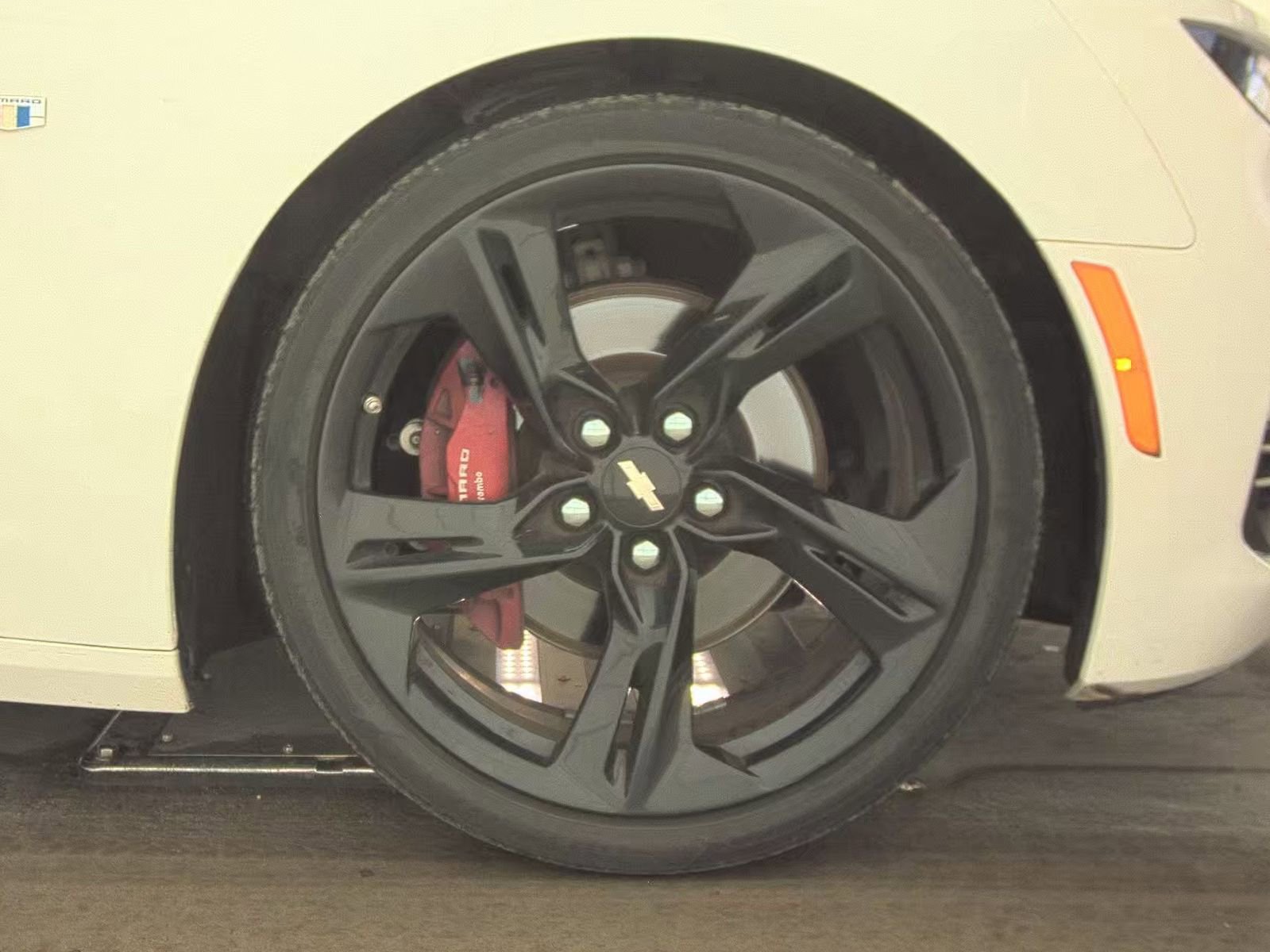 Used 2019 Chevrolet Camaro SS RWD image 15
