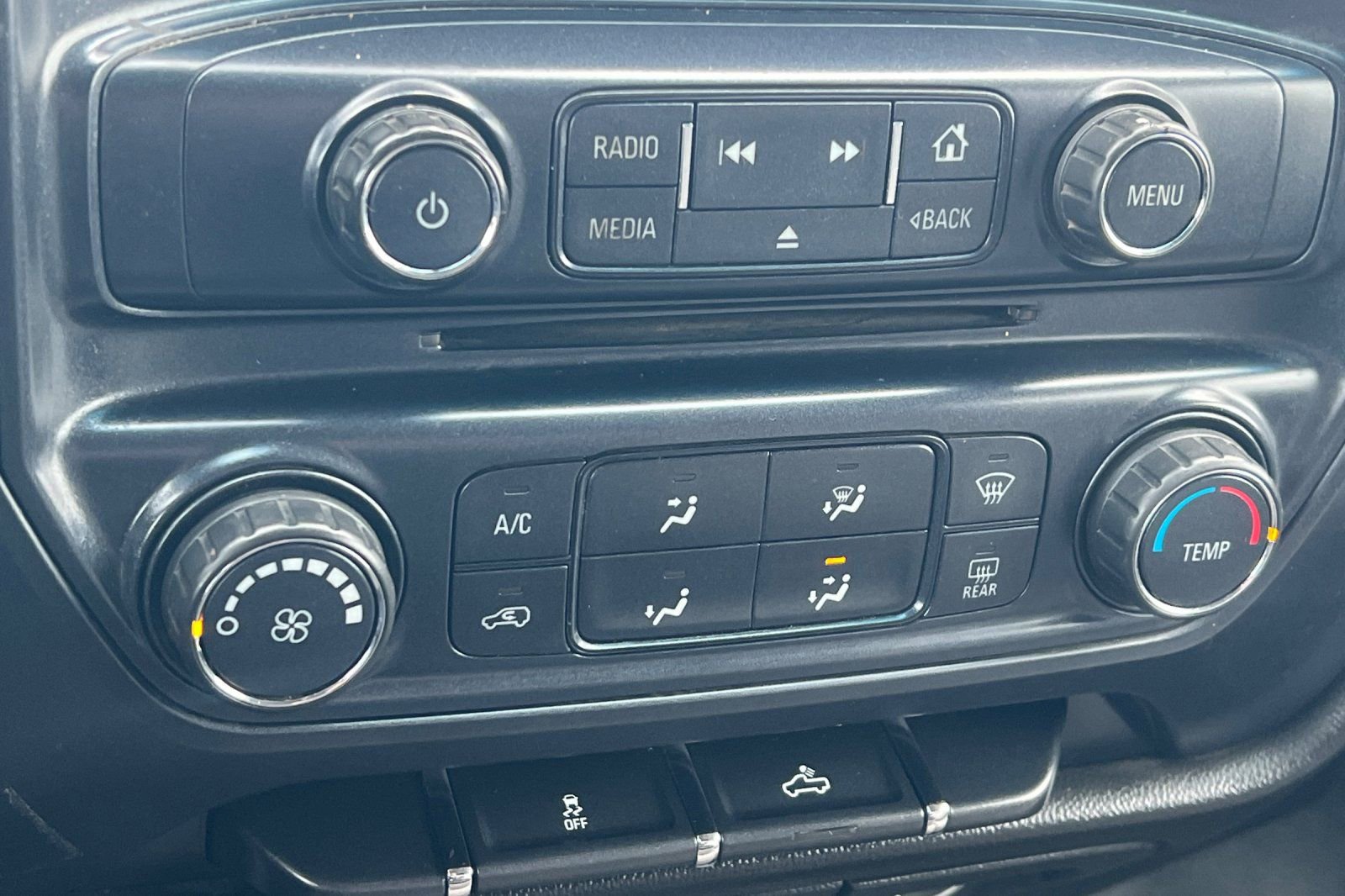 Used 2015 Chevrolet Silverado 3500 W/T image 19