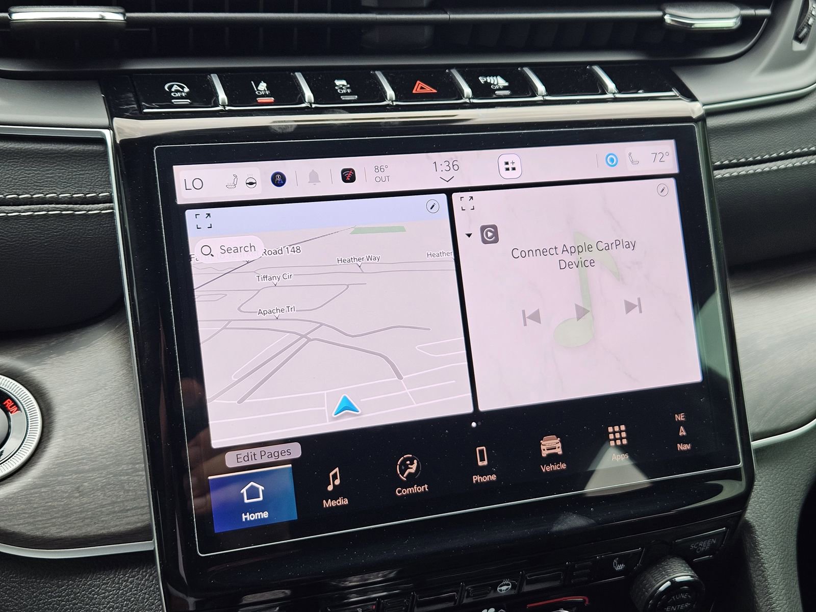 Used 2025 Jeep Grand Cherokee Limited w/ Black Appearance Package image 19