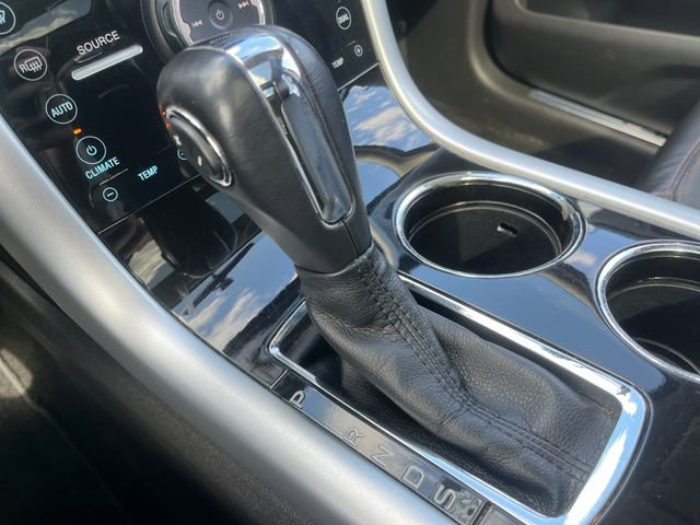 Used 2013 Ford Edge Limited FWD image 25