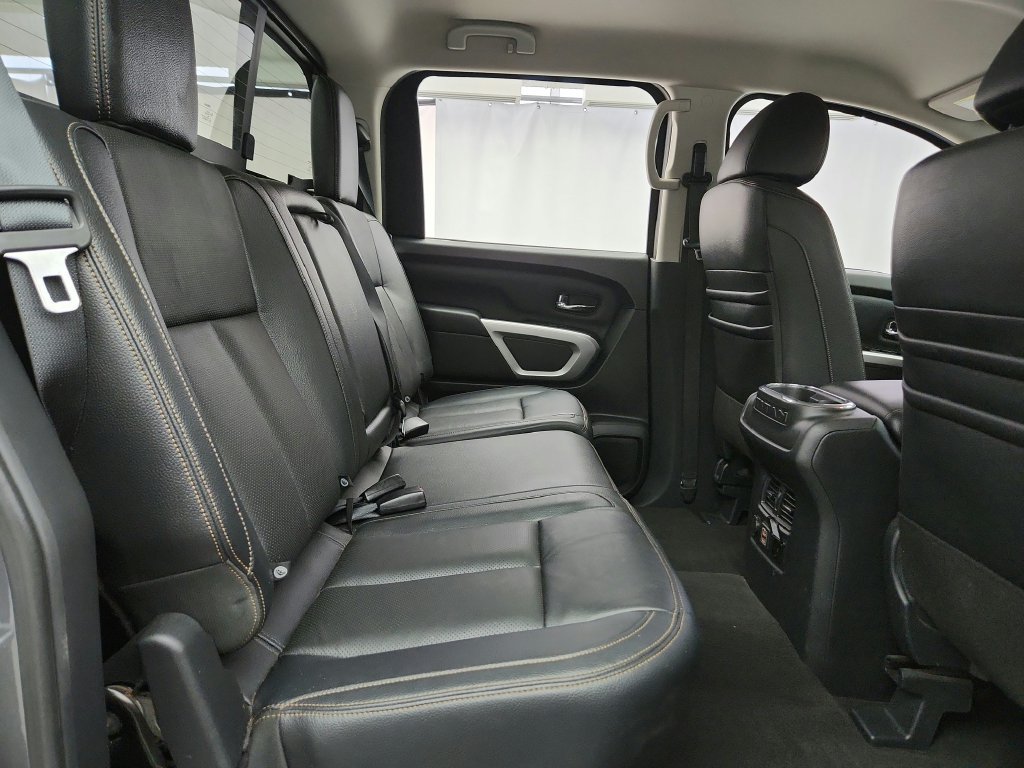 Used 2019 Nissan Titan SV w/ SV Convenience Package AWD/4WD image 29