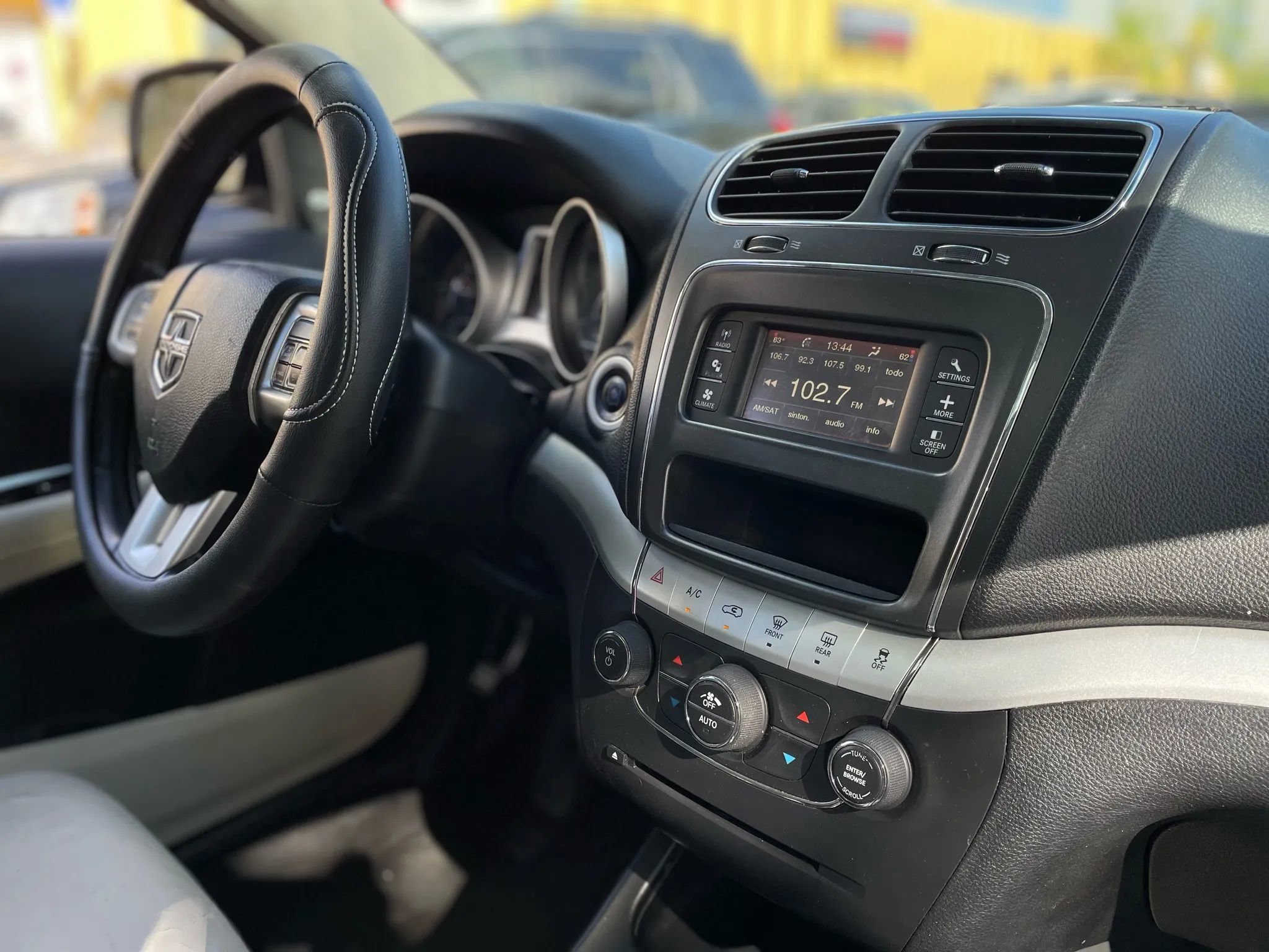 Used 2012 Dodge Journey Crew w/ Flexible Seating Group image 17