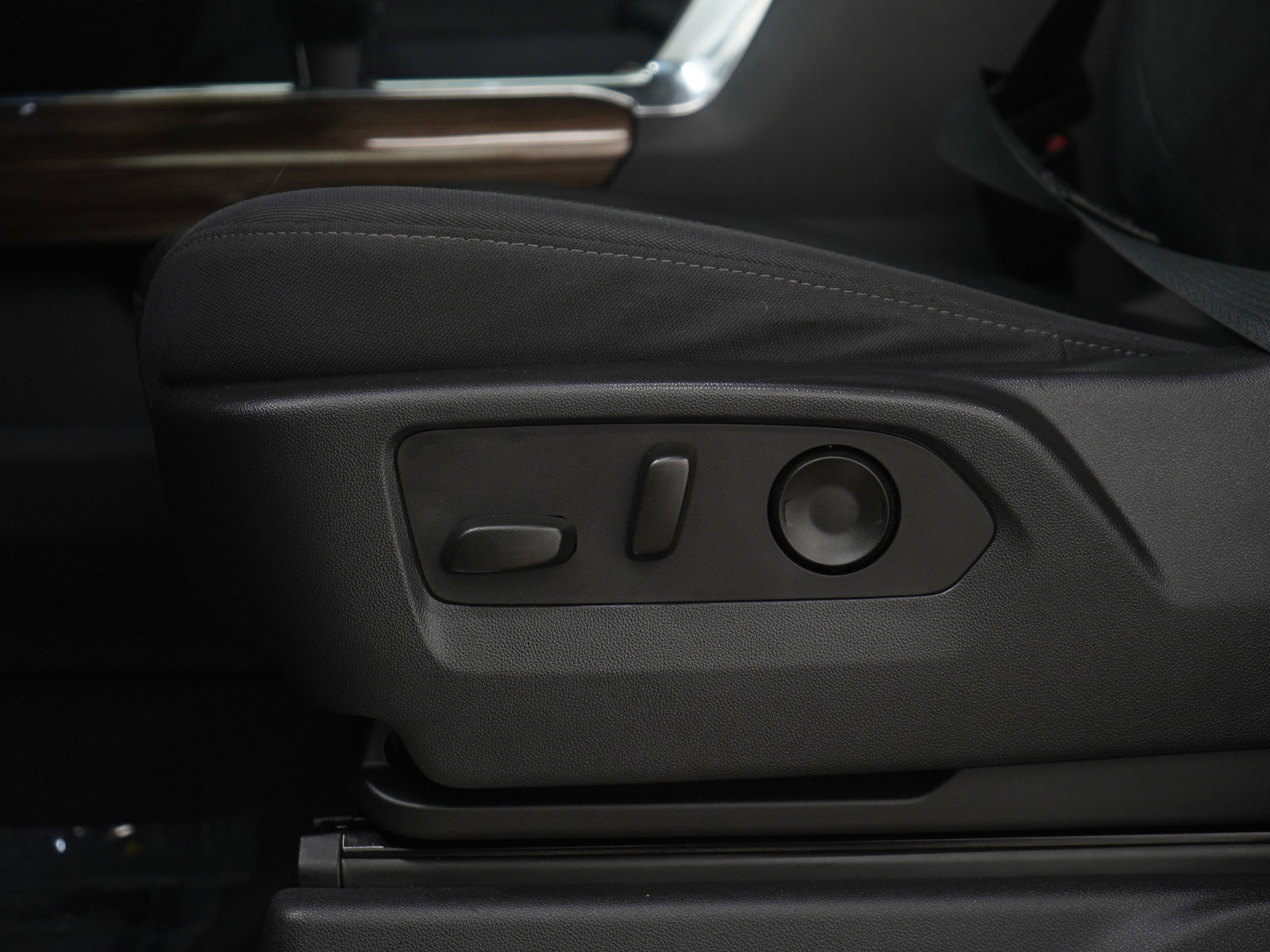 Used 2023 Chevrolet Silverado 1500 RST w/ Redline Edition image 22