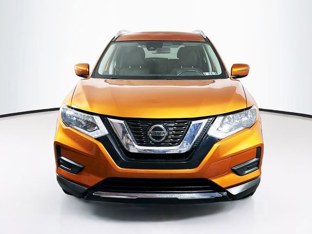 Certified 2019 Nissan Rogue SV image 2