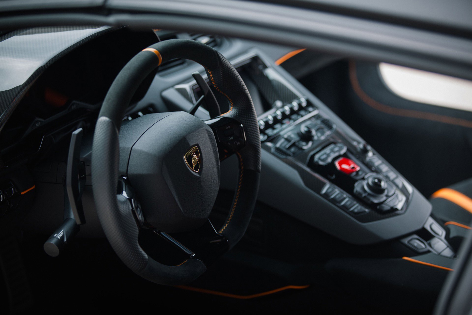 Used 2021 Lamborghini Aventador SVJ image 25