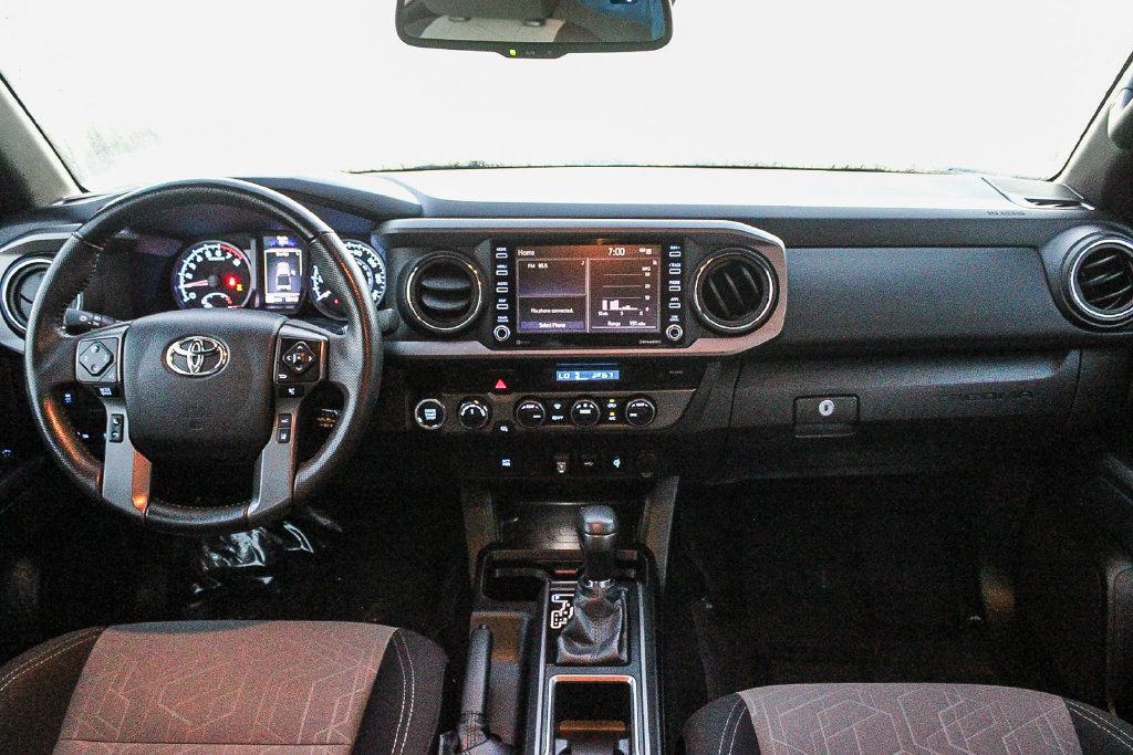 Used 2023 Toyota Tacoma TRD Off-Road w/ Black Out Package (TMS) AWD/4WD image 13