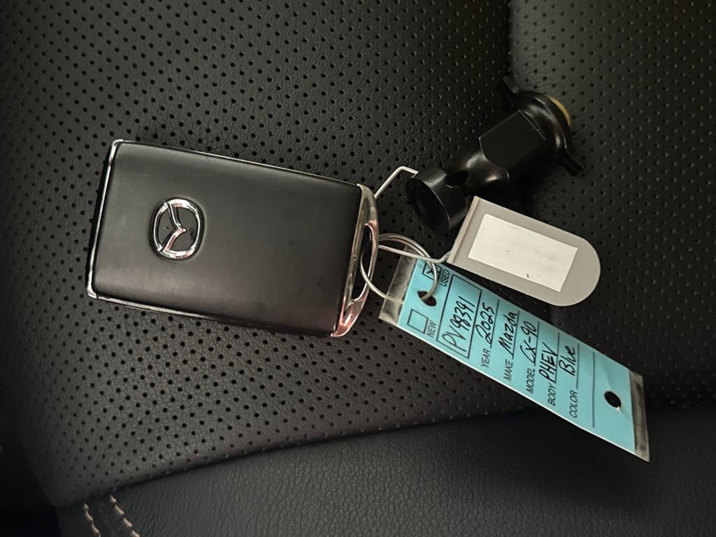 Used 2025 MAZDA CX-90 Plug-In Hybrid w/Premium Sport image 59