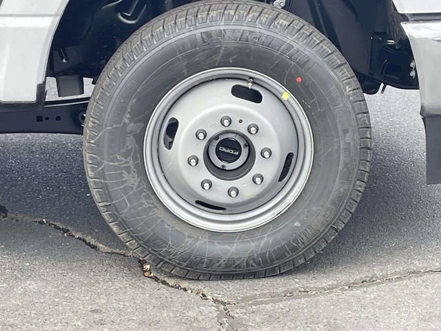 New 2026 Ford F350 XL w/ XL Chrome Package image 34